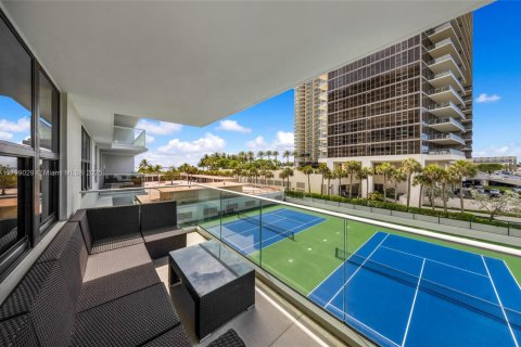 Condo in Bal Harbour, Florida, 2 bedrooms  № 1960359 - photo 30