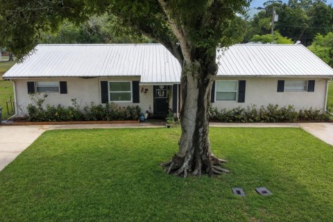 Immobilier commercial à vendre à Vero Beach, Floride: 177.44 m2 № 2083312 - photo 2
