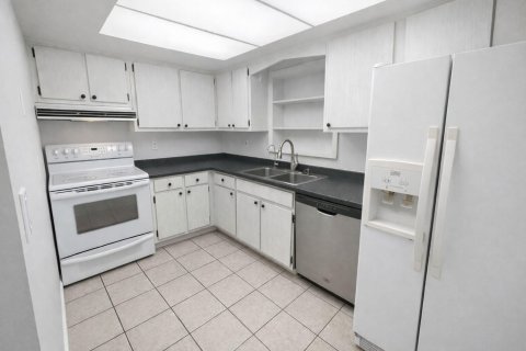 Immobilier commercial à vendre à Vero Beach, Floride: 177.44 m2 № 2083312 - photo 7