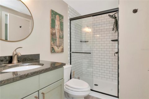 Townhouse in Tampa, Florida 2 bedrooms, 142.33 sq.m. № 1755438 - photo 14