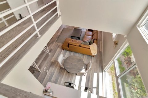 Townhouse in Tampa, Florida 2 bedrooms, 142.33 sq.m. № 1755438 - photo 9