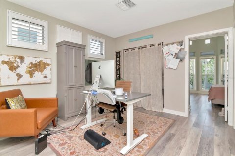 Townhouse in Tampa, Florida 2 bedrooms, 142.33 sq.m. № 1755438 - photo 17