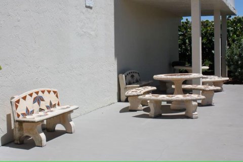 Condo in Jensen Beach, Florida, 2 bedrooms  № 2084172 - photo 22