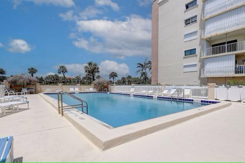Condo in Jensen Beach, Florida, 2 bedrooms  № 2084172 - photo 23