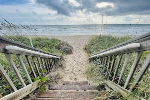 Condo in Jensen Beach, Florida, 2 bedrooms  № 2084172 - photo 18