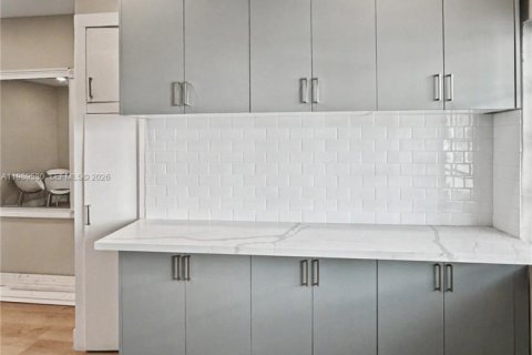 Condominio en alquiler en Miami Beach, Florida, 1 dormitorio, 51.1 m2 № 2051595 - foto 8