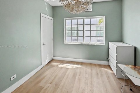 Condominio en alquiler en Miami Beach, Florida, 1 dormitorio, 51.1 m2 № 2051595 - foto 9