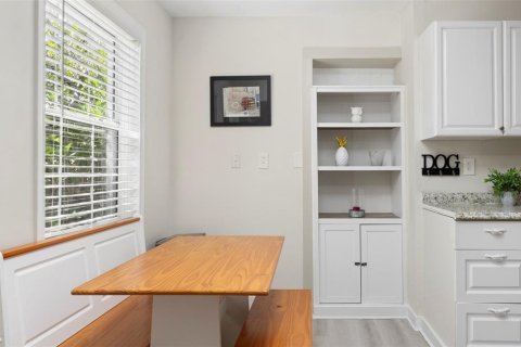 House in Saint Petersburg, Florida 3 bedrooms, 97.27 sq.m. № 2420204 - photo 30