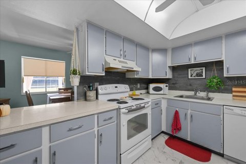 Condominio en venta en Ocala, Florida, 2 dormitorios, 97.55 m2 № 1911339 - foto 10