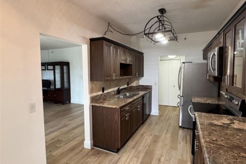 Condo à Hollywood, Floride, 2 chambres  № 2084654