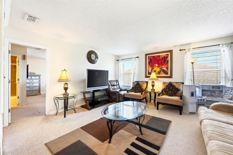Villa ou maison à vendre à Orlando, Floride: 6 chambres, 433.57 m2 № 2334036 - photo 15
