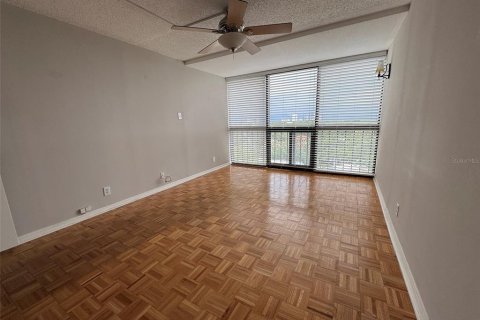 Condo in Tampa, Florida, 2 bedrooms  № 1844559 - photo 28
