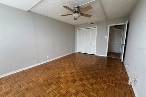 Condo in Tampa, Florida, 2 bedrooms  № 1844559 - photo 29