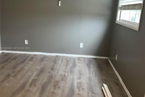 Apartment in Fort Lauderdale, Florida 1 bedroom, 239.87 sq.m. № 2002012 - photo 2