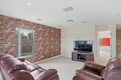 Casa en venta en Kissimmee, Florida, 5 dormitorios, 268.58 m2 № 1673380 - foto 26