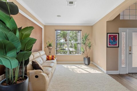 Casa en venta en Kissimmee, Florida, 5 dormitorios, 268.58 m2 № 1673380 - foto 9