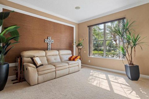 Casa en venta en Kissimmee, Florida, 5 dormitorios, 268.58 m2 № 1673380 - foto 8