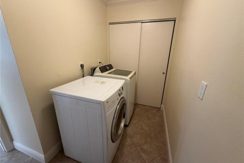 Copropriété à louer à Bradenton, Floride: 2 chambres, 95.13 m2 № 2108264 - photo 12