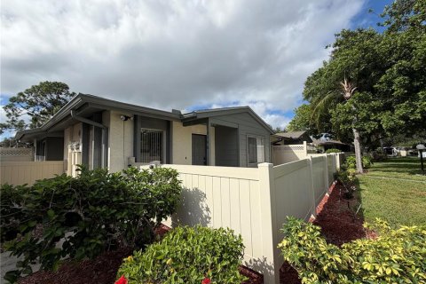 Condo à Bradenton, Floride, 2 chambres  № 2108264