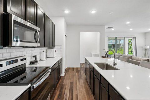 Casa en venta en San Antonio, Florida, 4 dormitorios, 200.76 m2 № 2167313 - foto 7