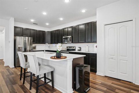 Casa en venta en San Antonio, Florida, 4 dormitorios, 200.76 m2 № 2167313 - foto 9