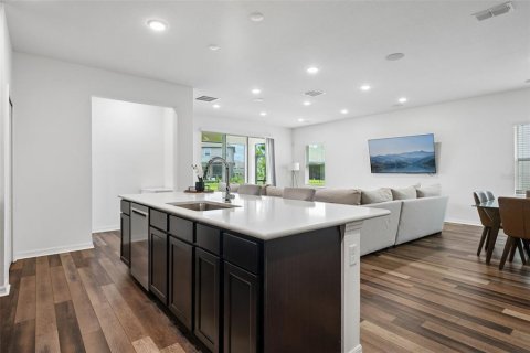Casa en venta en San Antonio, Florida, 4 dormitorios, 200.76 m2 № 2167313 - foto 5