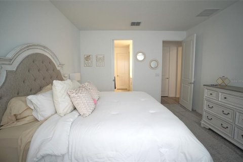 House in Riverview, Florida 5 bedrooms, 268.49 sq.m. № 2380877 - photo 10