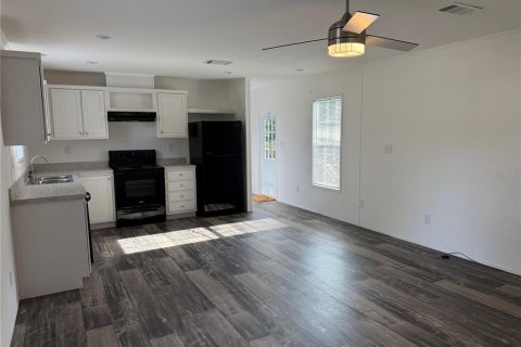 Apartamento en alquiler en Zephyrhills, Florida, 2 dormitorios, 78.87 m2 № 1918170 - foto 5
