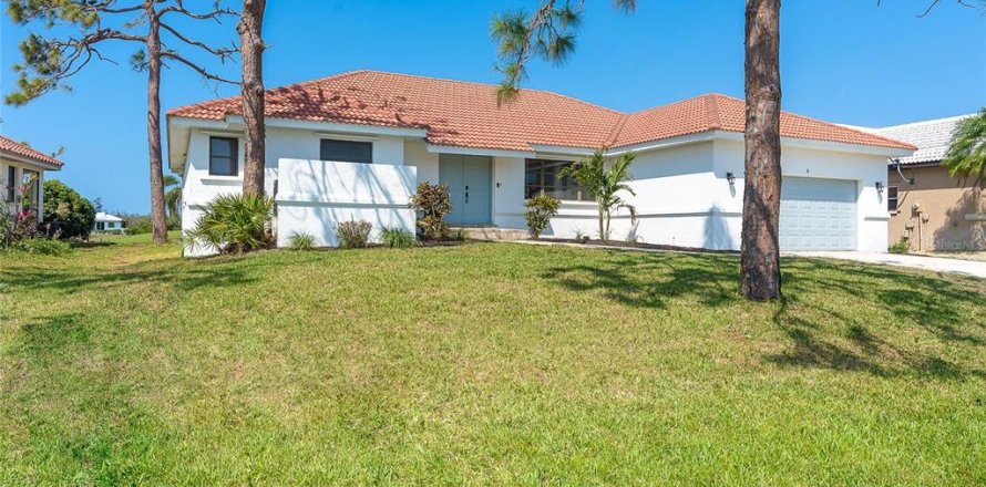 Villa ou maison à Placida, Floride 3 chambres, 169.92 m2 № 2434501