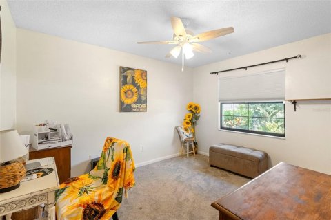 House in Deltona, Florida 2 bedrooms, 122.63 sq.m. № 1883559 - photo 23