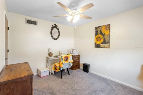 House in Deltona, Florida 2 bedrooms, 122.63 sq.m. № 1883559 - photo 25
