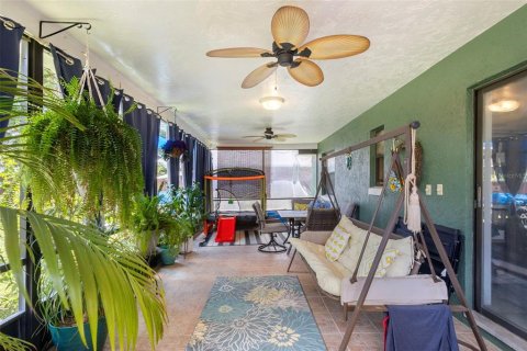 House in Deltona, Florida 2 bedrooms, 122.63 sq.m. № 1883559 - photo 26