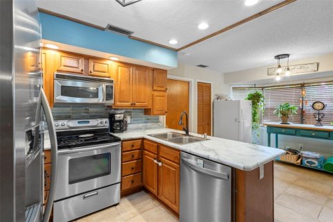 House in Deltona, Florida 2 bedrooms, 122.63 sq.m. № 1883559 - photo 18