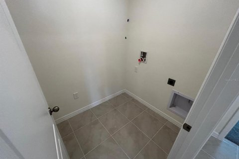 Casa en venta en Winter Haven, Florida, 4 dormitorios, 169.83 m2 № 1853822 - foto 3