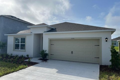 Casa en venta en Winter Haven, Florida, 4 dormitorios, 169.83 m2 № 1853822 - foto 1