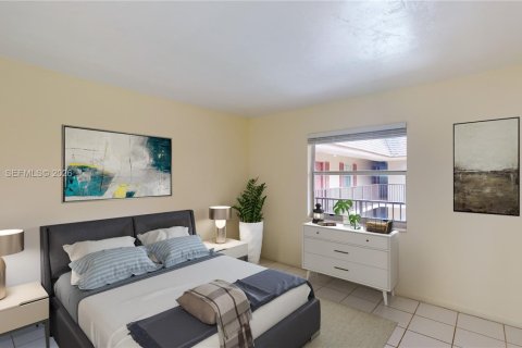 Condo in Miami, Florida, 2 bedrooms  № 2067899 - photo 11