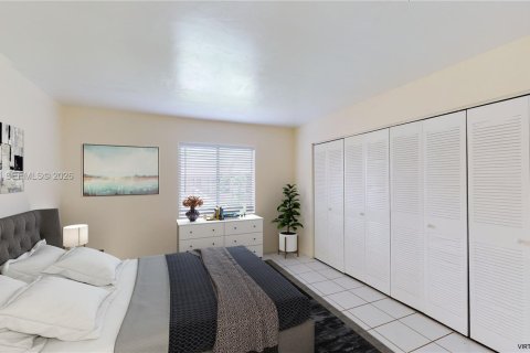 Condo in Miami, Florida, 2 bedrooms  № 2067899 - photo 7