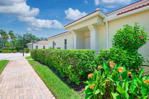 Touwnhouse à vendre à Palm Beach Gardens, Floride: 3 chambres, 165.92 m2 № 2249788 - photo 4