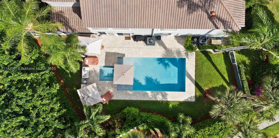 House in Boca Raton, Florida 4 bedrooms, 210.33 sq.m. № 1830986