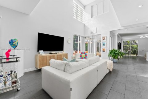 House in Boca Raton, Florida 4 bedrooms, 210.33 sq.m. № 1830986 - photo 9