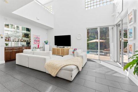 House in Boca Raton, Florida 4 bedrooms, 210.33 sq.m. № 1830986 - photo 11
