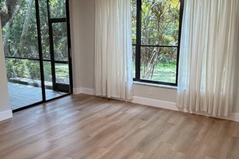 Condo in Stuart, Florida, 2 bedrooms  № 2176749 - photo 18