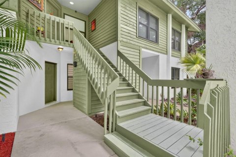 Condo in Stuart, Florida, 2 bedrooms  № 2176749 - photo 3