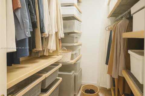 Villa ou maison à vendre à Key Biscayne, Floride: 4 chambres, 274.8 m2 № 1921721 - photo 21