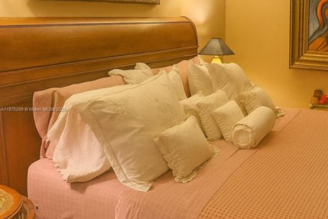 Villa ou maison à vendre à Key Biscayne, Floride: 4 chambres, 274.8 m2 № 1921721 - photo 20