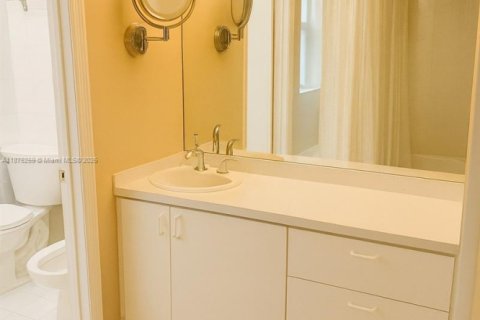 Villa ou maison à vendre à Key Biscayne, Floride: 4 chambres, 274.8 m2 № 1921721 - photo 28