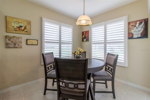 House in Ocala, Florida 2 bedrooms, 145.86 sq.m. № 1789054 - photo 11