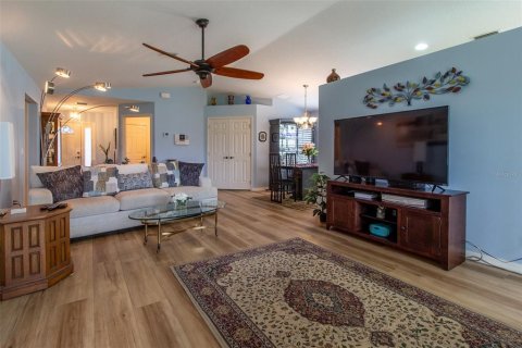 House in Ocala, Florida 2 bedrooms, 145.86 sq.m. № 1789054 - photo 7