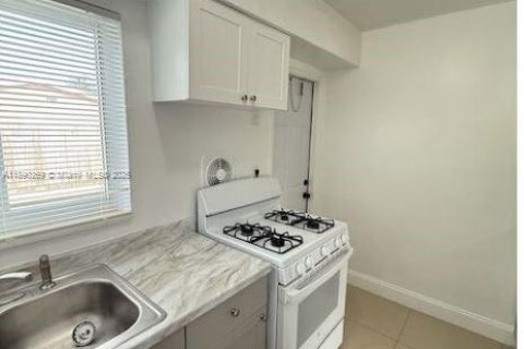 Снять в аренду таунхаус в Лейк-Парк, Флорида 2 спальни, № 1946853 - фото 23