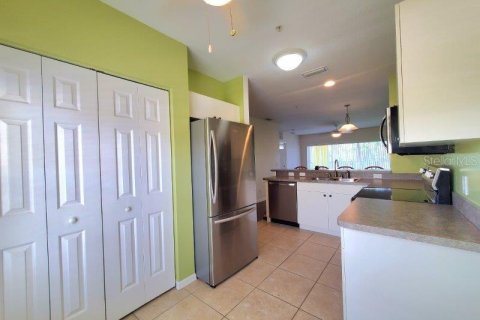 Condo in Punta Gorda, Florida, 2 bedrooms  № 1853286 - photo 10